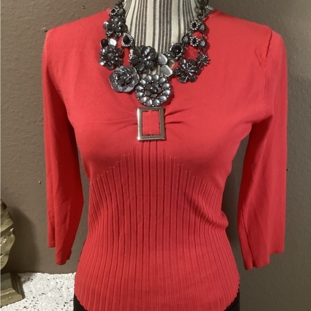 FINITY Red Long Sleeve Top SIZE M